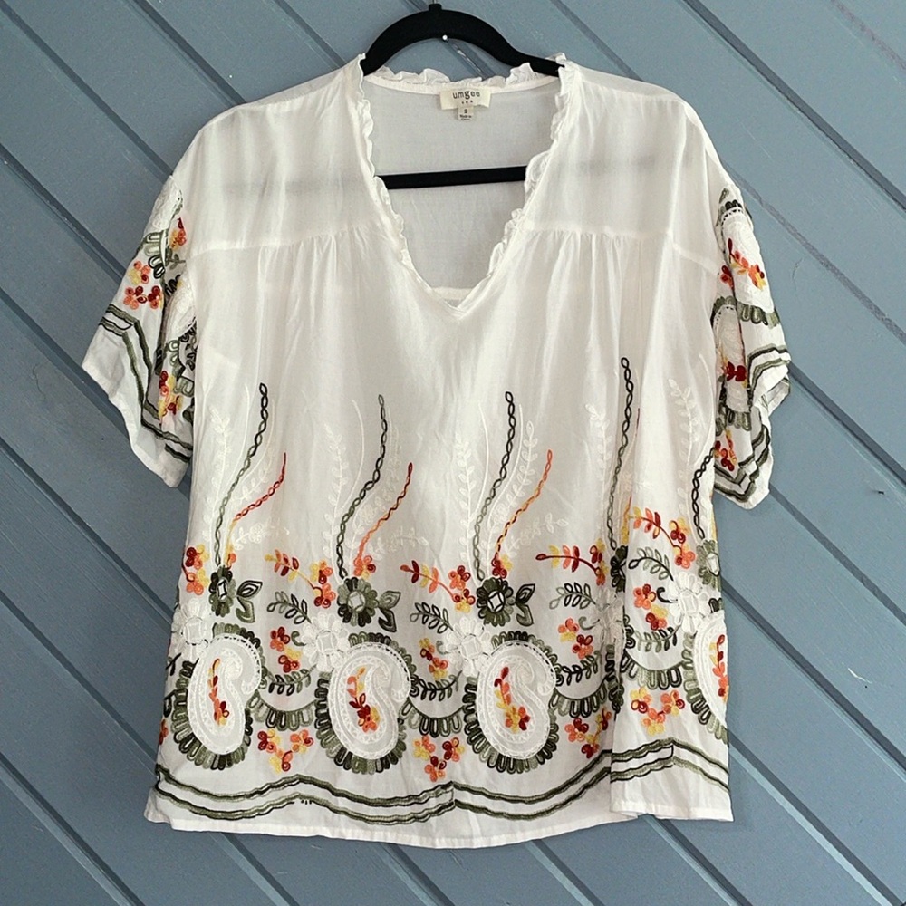 Umgee white embroidered lightweight semi sheer shirt sleeve blouse